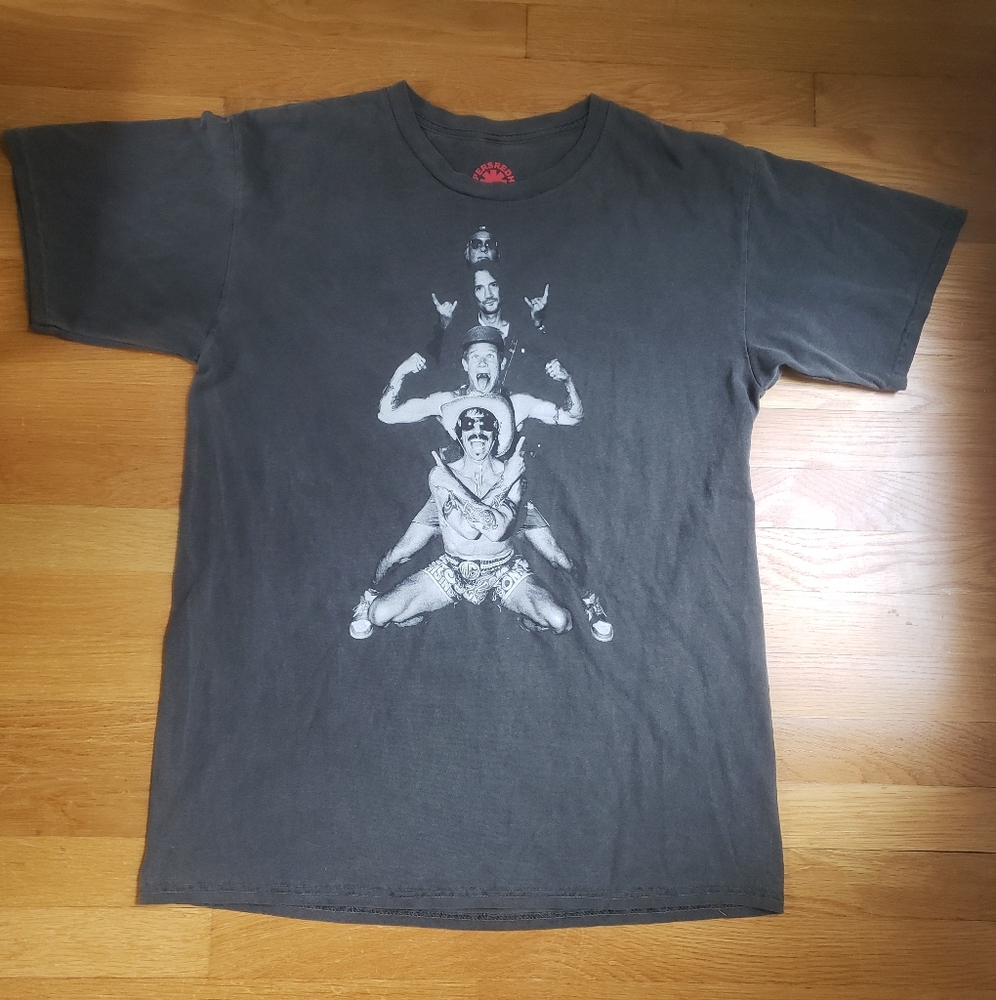 Red Hot Chili Peppers Official 2022 Unlimited Love Tour T-Shirt Medium Grey/Gray